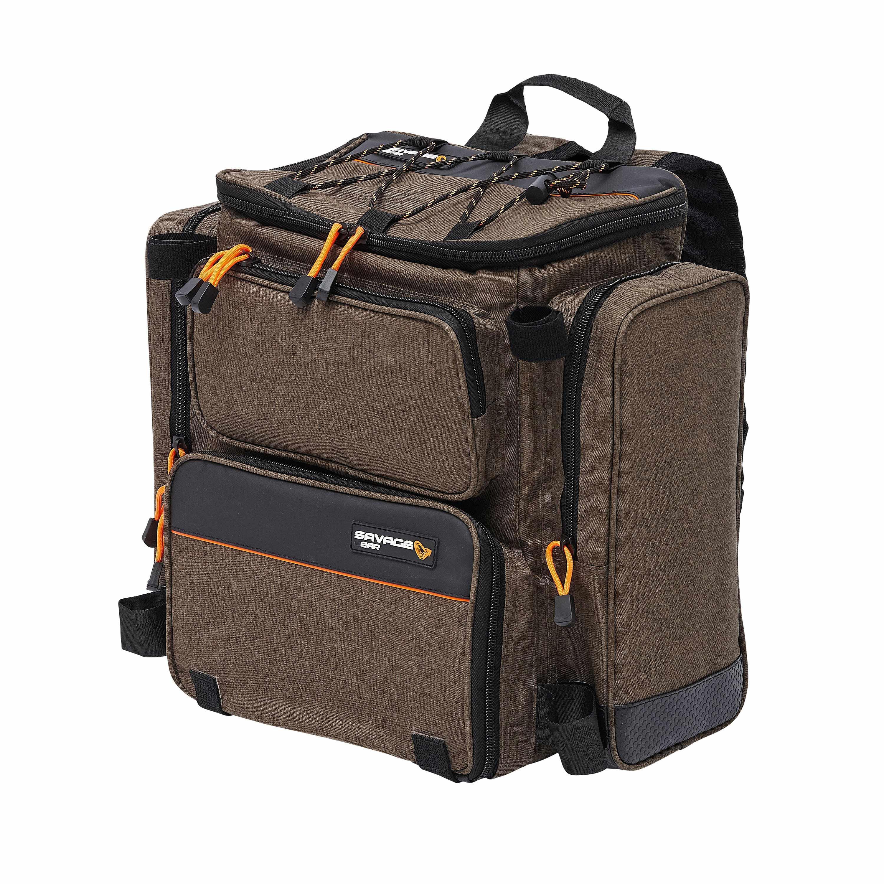 Savage Gear Specialist Rucksack kalastusreppu + 3 rasiaa